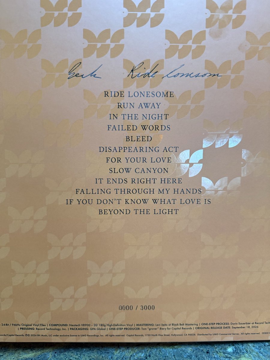 Dalshime's tweet photo. New Beck sounds amazing. Can’t wait till Friday. https://t.co/jqqEYqtTHn