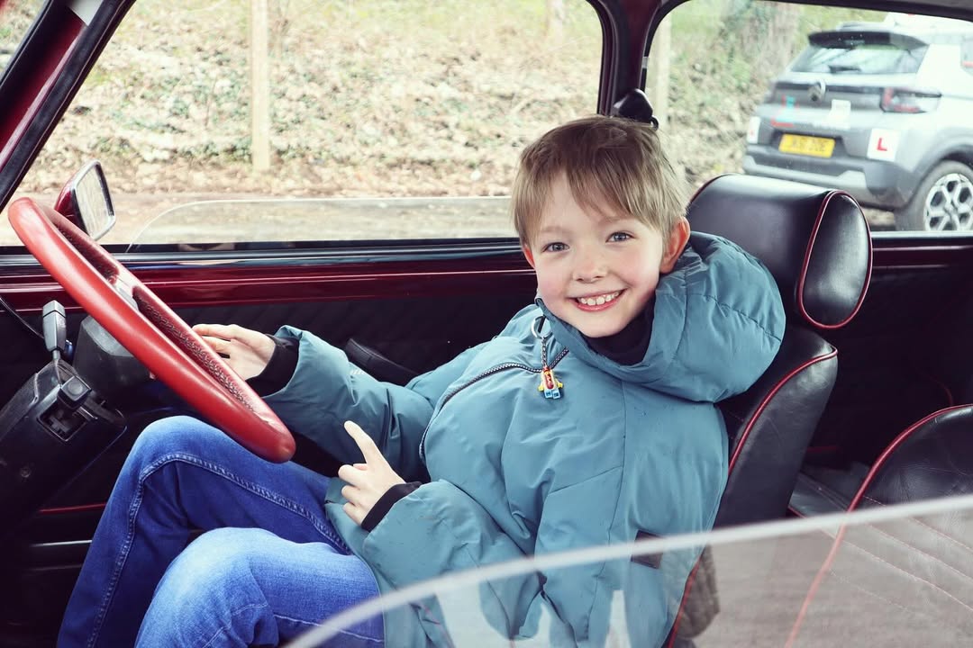 AileenZircher's tweet photo. Jude drove a car for the first time today! https://t.co/G6A902LR86