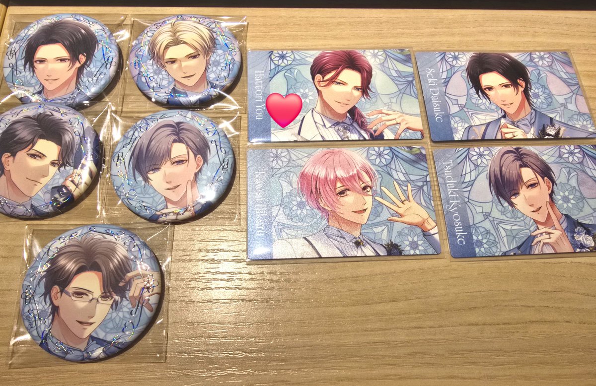 Toluvmiyunosuke's tweet photo. 【交換】スタマイ 10th Anniversary 10周年 缶バッジ  特典 メタリックカード クリアカード BIGしおり

譲︰画像の物
求︰宮瀬 桐嶋 渡部 日向

❤は宮瀬のみ
💖️は箔押し
16時頃まで梅田付近にて手渡し https://t.co/xVvzSlvxGr