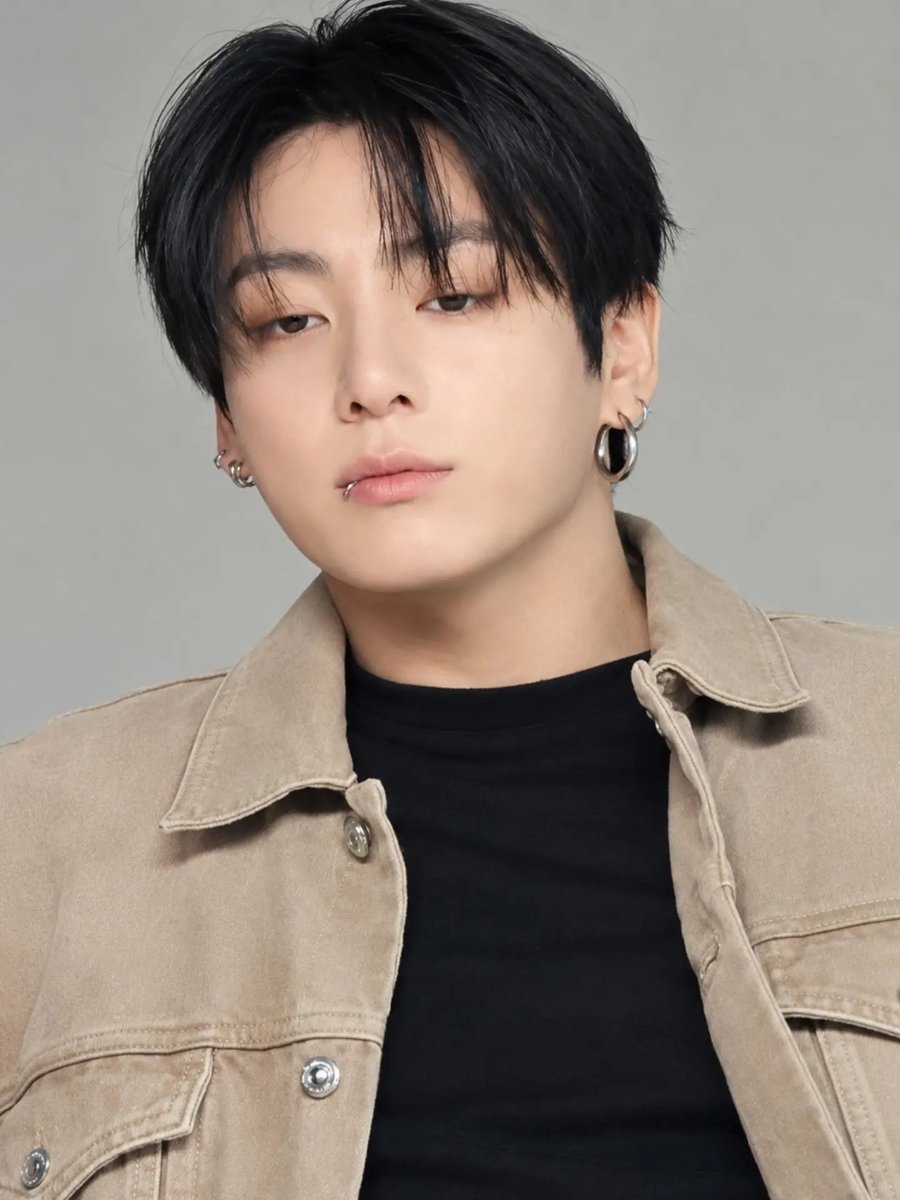 Jungkoo_gukkk97's tweet photo. https://t.co/cSGaCnOAAL