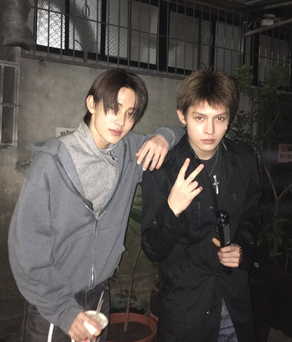harumancortis's tweet photo. jamseongz masterpieces https://t.co/WQIuH23yyv