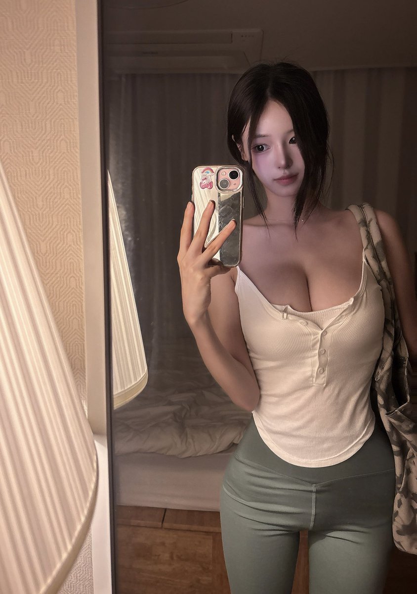 Naeun_619's tweet photo. 필라테스ootd 🧘‍♀️💗 https://t.co/MeQ4S4zUB1