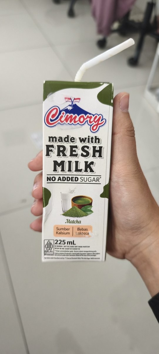 kalaa7_'s tweet photo. Baru nyobain Cimory ini, enak banget ternyataa 😍 https://t.co/RuVPhgizYl