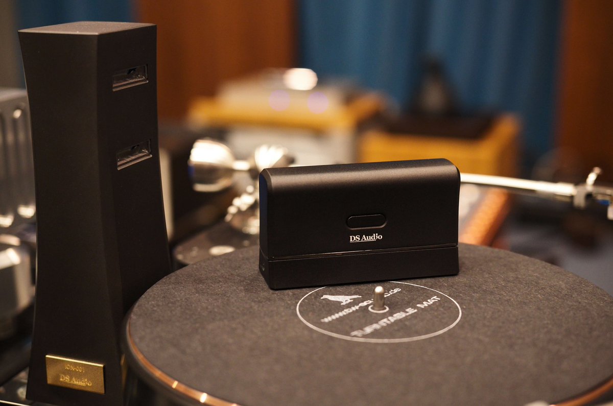 DS_Audio's tweet photo. 香港出張では、香港オーディオショーの主催者であるAudiotrchnicのオフィスを訪問しSC-001 のデモをさせて頂きました。 https://t.co/QPzSxgDj6W