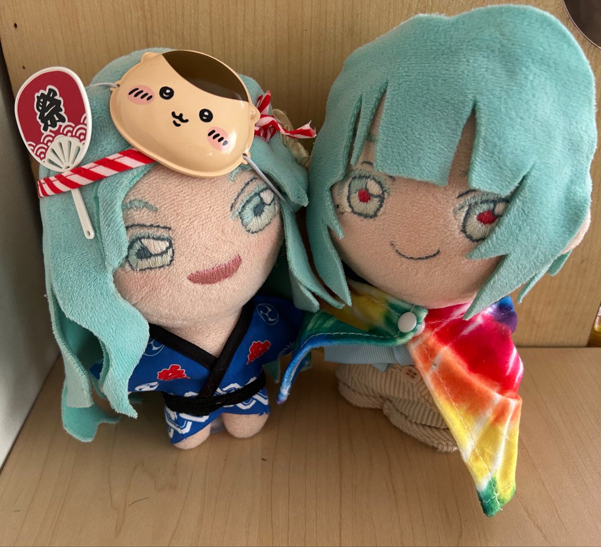 TdT91FPmjcEXXgt's tweet photo. まだやれます！
私たちまだ夏やれます！
ｱﾅﾏﾘ『もっとお祭りしたいですわー』
ｼｬﾙ『ボクはもっとフェスに行きたいです！』
ﾗｳﾙ『ごめんねー🙏もう店じまい』
ダレマルさんのイラストを見て撮影してみました☺️ https://t.co/ZAt4yelDCP