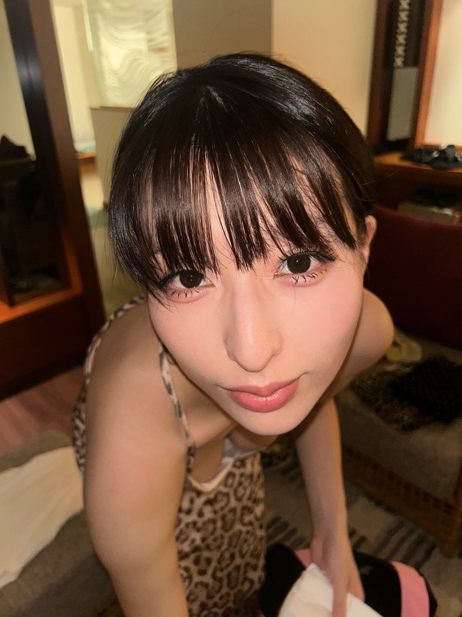 Riocrjnio's tweet photo. 一緒にグアムきたのにこいつ未処理だった https://t.co/JGCEjBGaHX