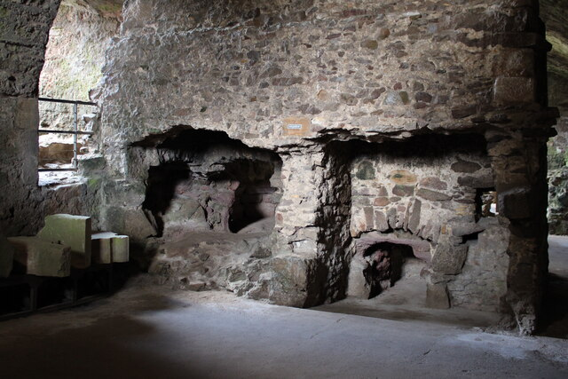 CastlesBritain's tweet photo. Dirleton Castle’s kitchen stopped me before the towers did
I’ve just been wandering through Dirleton Castle in East Lothian, and the part that stayed with me wasn’t the grand silhouette. It was the kitchen.
I turned in almost absent-mindedly and found those deep oven openings tucked into the stone. The kitchen and great hall are among the parts of the ruins visitors can still explore while conservation work continues elsewhere. Historic Environment Scotland
Standing there made the castle feel less like a fortress and more like a place where somebody had to keep everyone fed. I just had to share this wonderfully ordinary corner of it.