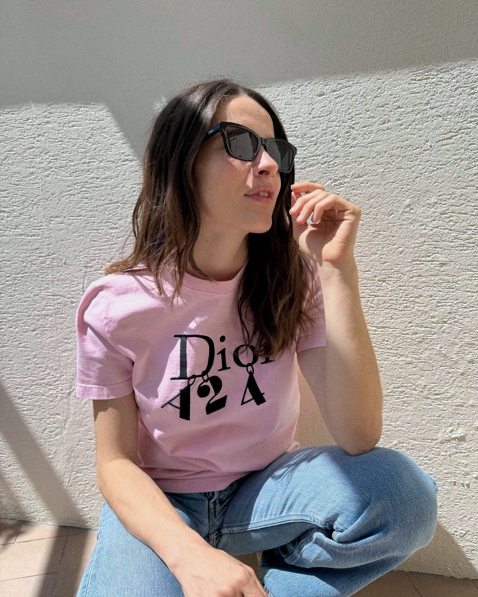 Dior's tweet photo. Dior meets A24. A new creative partnership bringing together film, fashion and theatre.

Featuring Josh O’Connor, Rebecca Marder, Mike Faist and Sam Nivola.

More https://t.co/cIY8seHxb3

#DiorA24 https://t.co/6SO1jDMFds