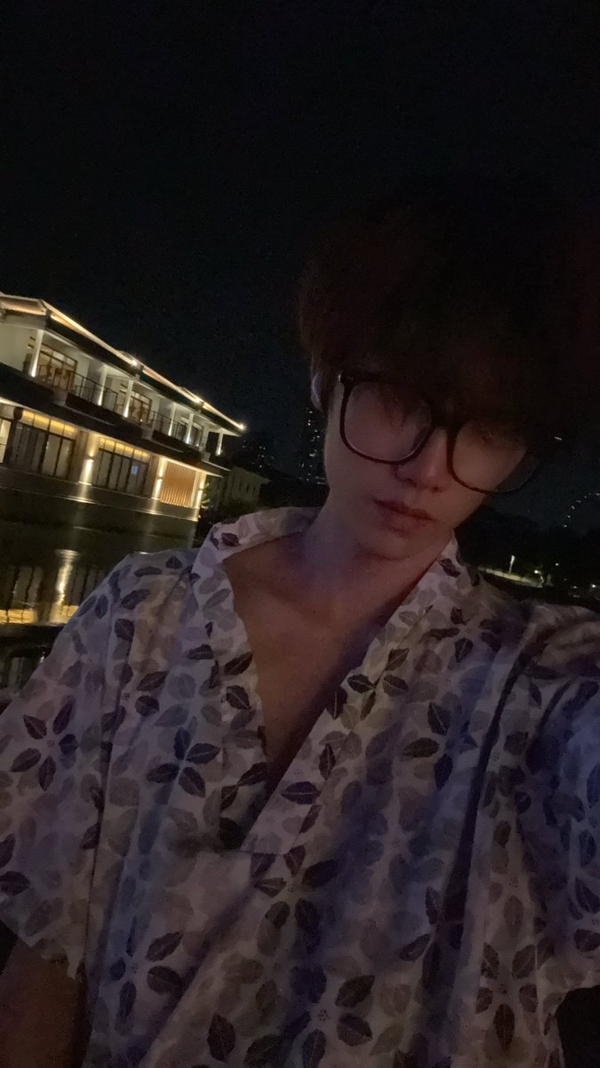 6hroet's tweet photo. 喜欢这张 https://t.co/BgZYggj0Gu