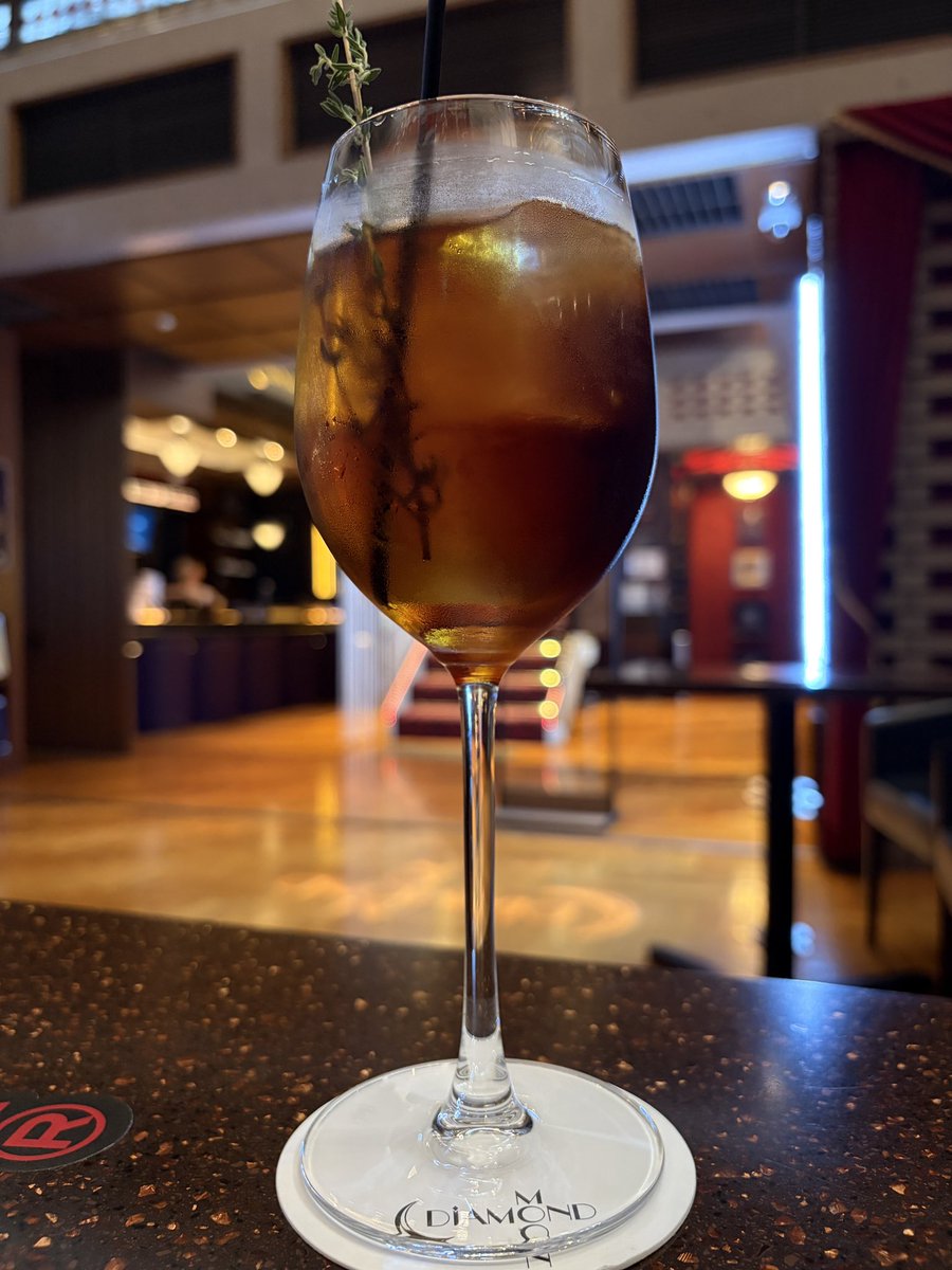 sevenseas02's tweet photo. 【期間限定🍸SEPTEMBER MOON】

紅茶のリキュールとエルダーフラワーを使ったカクテルです。

#矢沢永吉
#永ちゃん
#E_YAZAWA
#EIKICHI_YAZAWA
#YAZAWA
#DIAMONDMOON
#DIAMOND_MOON https://t.co/BNErhEkUwm