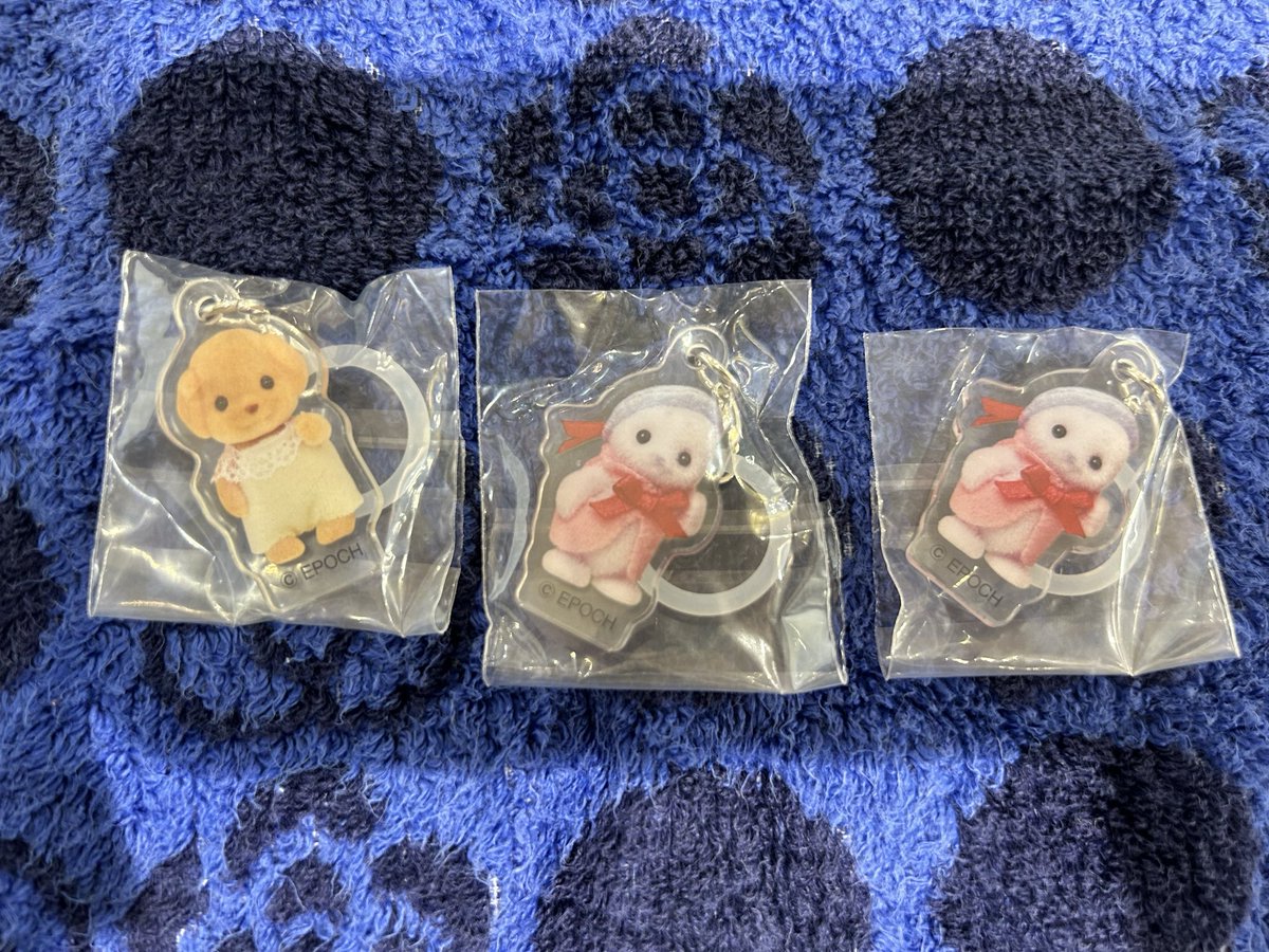 mocz_e's tweet photo. 【交換】 シルバニアファミリー 赤ちゃんリングチャーム めじるし

譲 パフィ マイロ
求 クレム 定価+送料

出先のためIDありません

郵送交換希望

検索からもお気軽にお声がけください https://t.co/vQ4VsYuNwK