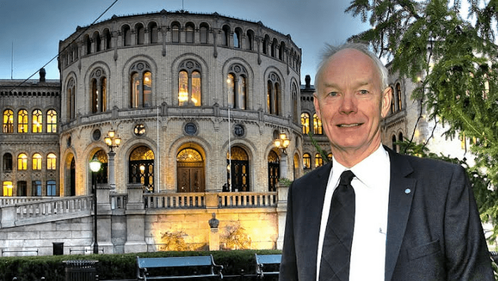 SteiganN's tweet photo. Lundteigen: – EØS-avtalen ødelegger den norske modellen – Stortinget kan ikke lenger korrigere markedet så omfattende som folk flest ber om. For det strider mot prinsippene i EØS-avtalen. Det sa Per Olaf Lundteigen (Sp) i 2018. Lundteigen kommer på Mot … https://t.co/7Y5GzEqeUP https://t.co/zs8wTfXLnF
