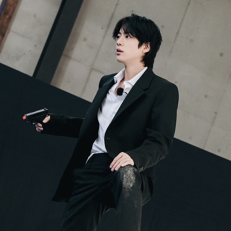 vampirehoIIiee's tweet photo. ya salah lah si giselle buat kakak ini mah, kalo oppa nya yg megang pistol baru dia kencing di celana sange brutal minta dientot https://t.co/4WExBN1PZh