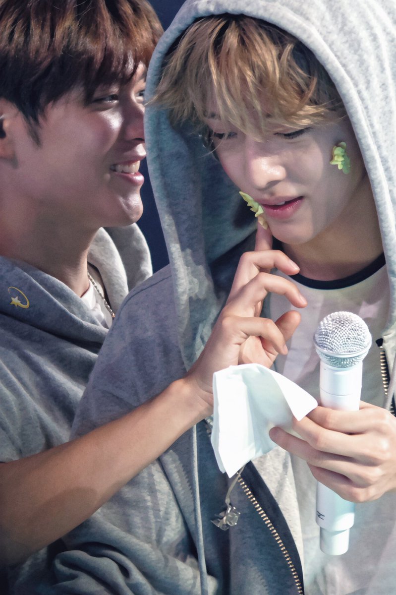 SUNGSHO_star's tweet photo. 260913 觉得很可爱所以上传了
#은석 #라이즈  #EUNSOK #성찬 #SUNGCHAN #ソンチャン 
#RIIZE https://t.co/UEz9qDZUVx