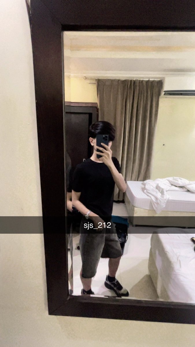 sjs_212's tweet photo. مبادل عمري 19مراهق لا يجي الى من حايل ودفيع 🔥🔥🔥👅

حسابي قبل توقف https://t.co/35kyYBPAw5
