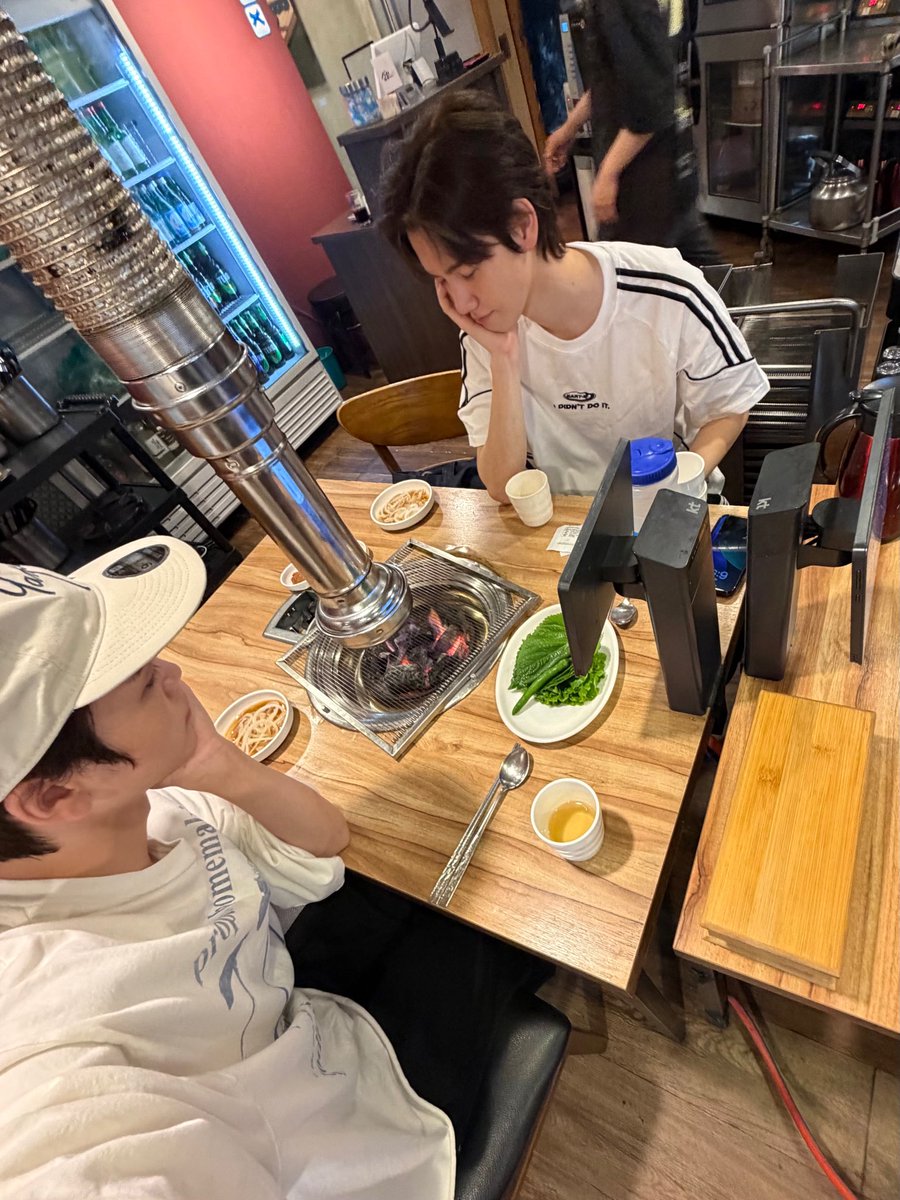 CRAVITY_twt's tweet photo. 미니야 생일축하한다🫶✨
25살 재밌게 보내자☺️🤗😃😉
#민희 #형준 #크래비티
#HAPPYMINHEEDAY https://t.co/TXV6bK0chV