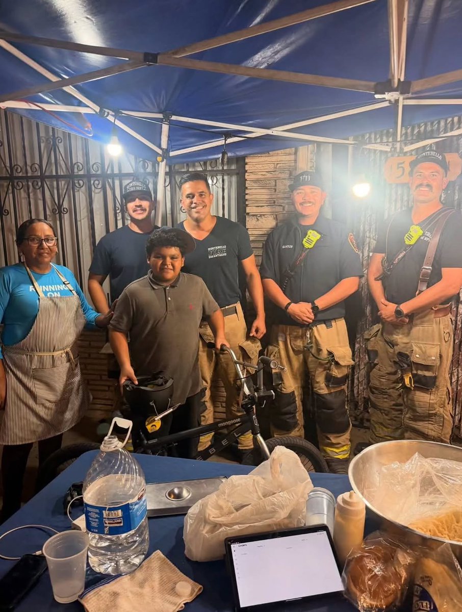 Ae_ro77's tweet photo. when this firefighter learned that a 12 year old boy walked to his mom’s taco stand every day, he decided to do something special he surprised him with a brand new bike. ❤️🚲 https://t.co/u9sJKfjIEt