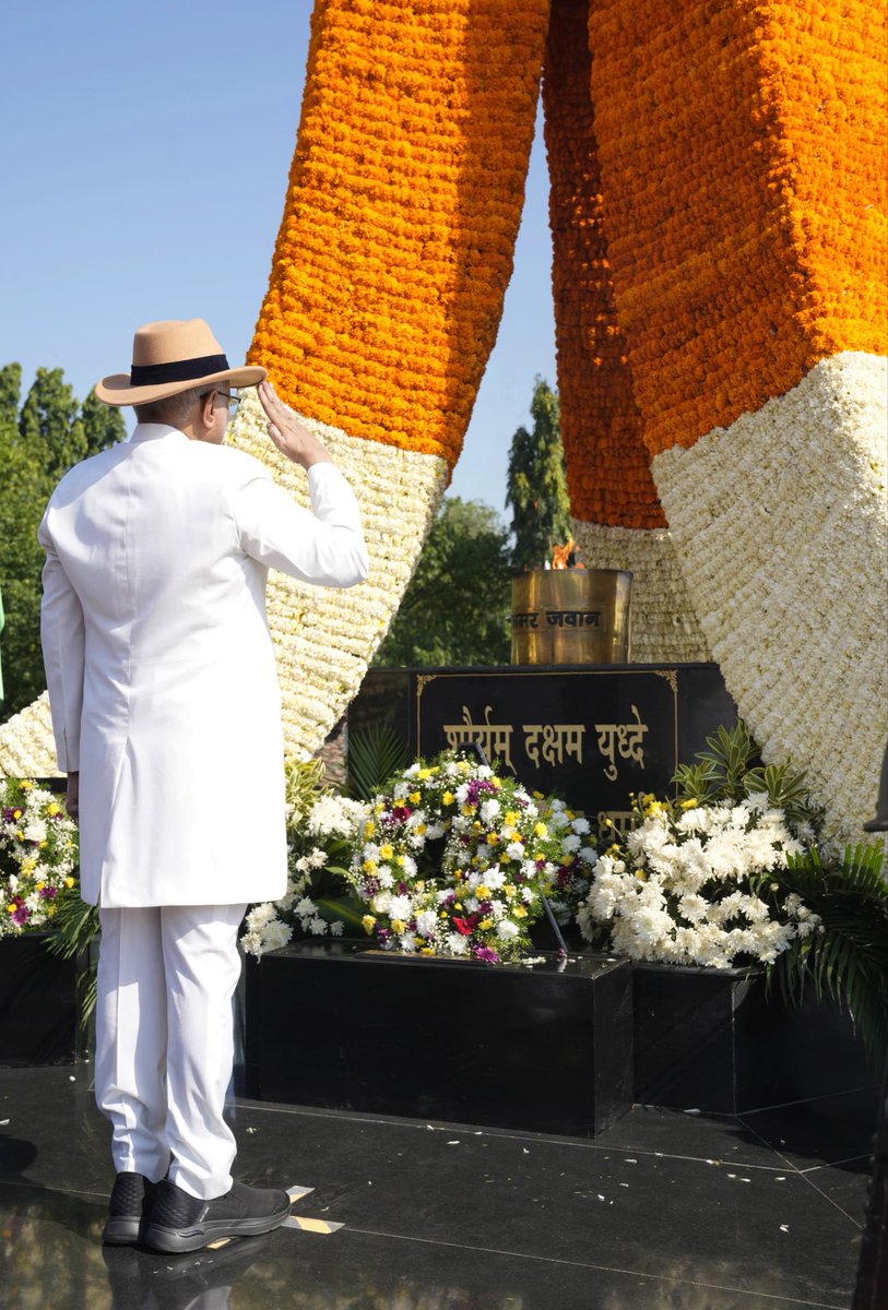 VPIndia's tweet photo. Vice-President Shri C. P. Radhakrishnan laid a wreath and paid tributes at the War Memorial, Parade Ground, Secunderabad today. https://t.co/tJCXnko4OG