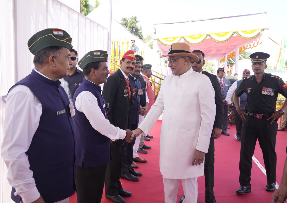 VPIndia's tweet photo. Vice-President Shri C. P. Radhakrishnan laid a wreath and paid tributes at the War Memorial, Parade Ground, Secunderabad today. https://t.co/tJCXnko4OG
