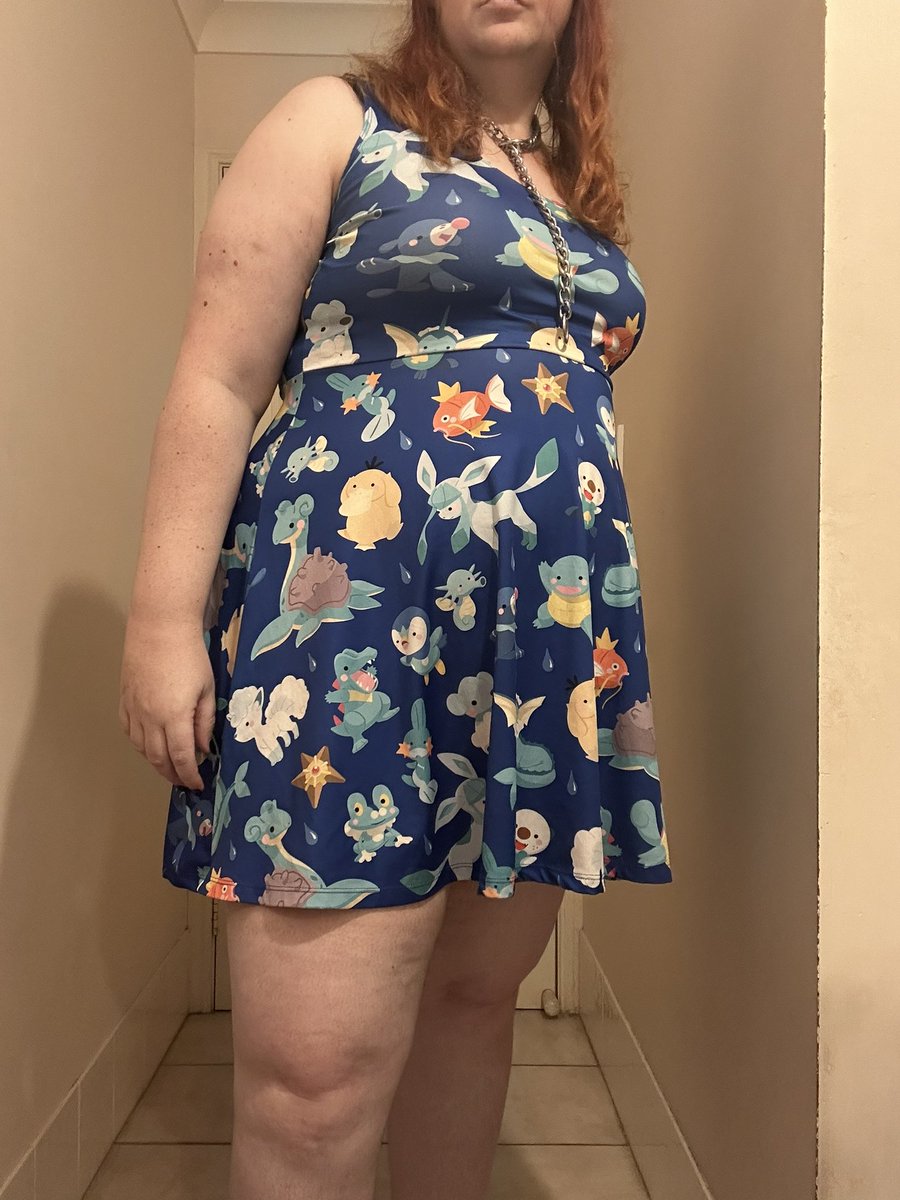 Hambercules's tweet photo. I fill this out a lot more than I used to 🤭 hope that’s ok I got fat https://t.co/7Zi2B7xBPK