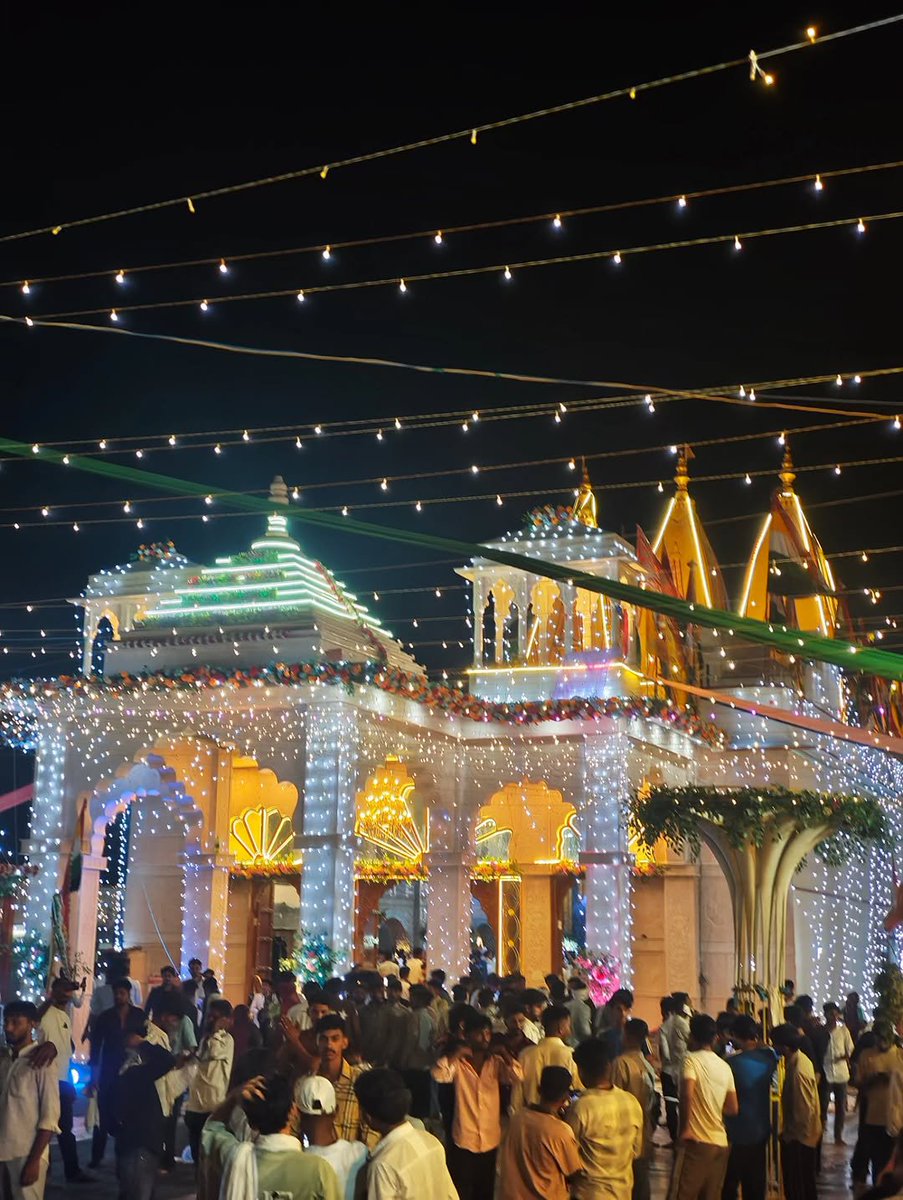 gurjar_hostel's tweet photo. श्री देवनारायण भगवान जन्मोत्सव देव धाम जोधपुरिया निवाई टोंक। 
#देवधामजोधपुरिया #जयश्रीदेव #DevDhamJodhpuriya
#Gurjarhosteltonk https://t.co/HvrhWjUlTU