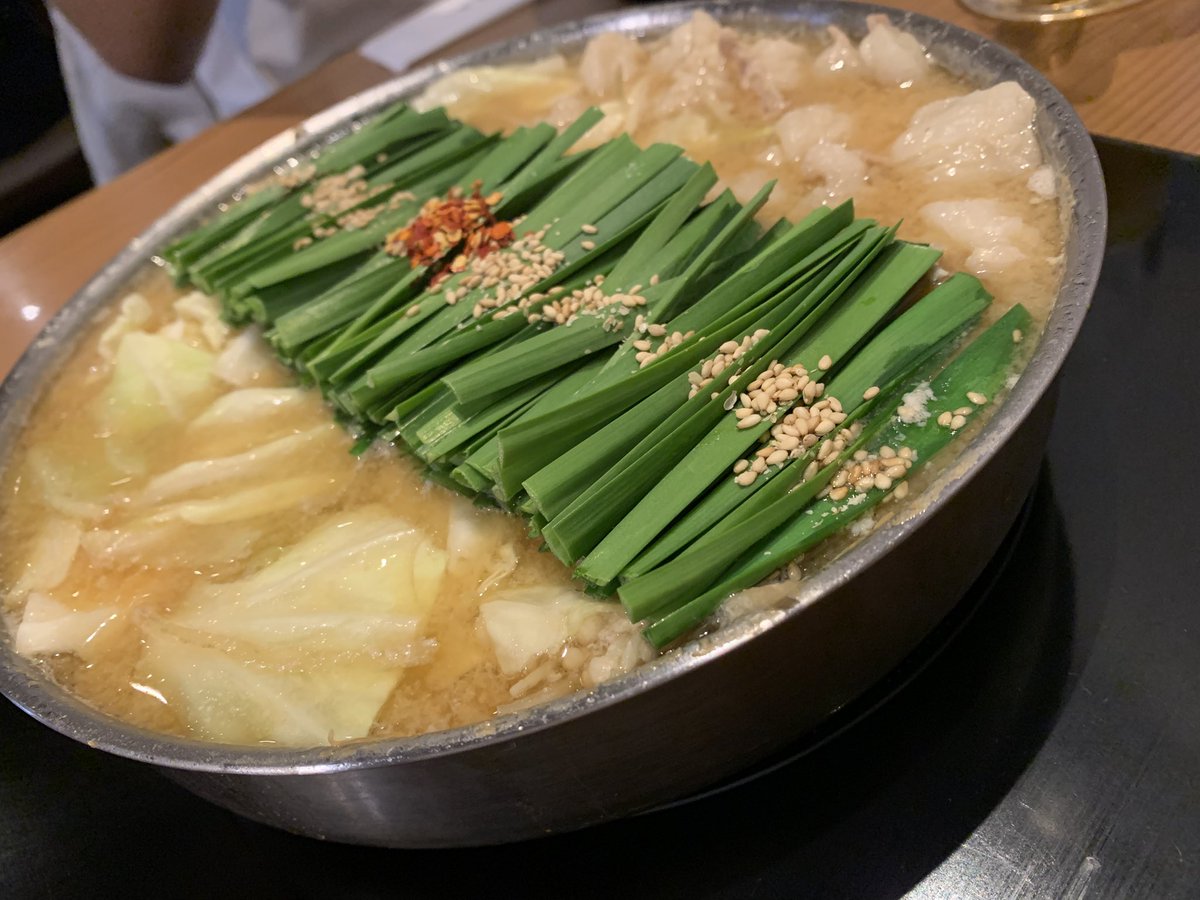 cha3_cha6_'s tweet photo. 🍨🍜
甘いものから辛いものまで、うんめぇもんはだいたい好き。麺類が勝ち。これ以上の説明は不要。 https://t.co/PTUXpbW3aF