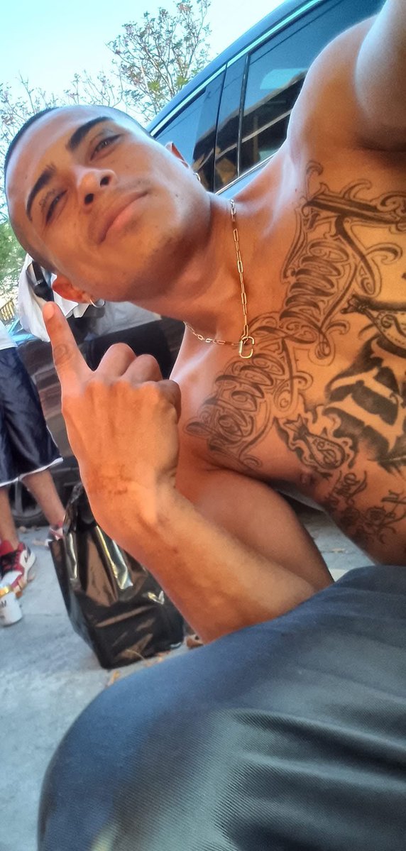 packdechavosnl's tweet photo. No se les antoja? 🤯🤯🤯
Más info por DM
#hereroEngañado #hetero #MTY #engañado #pack https://t.co/MuHDNtEgOr