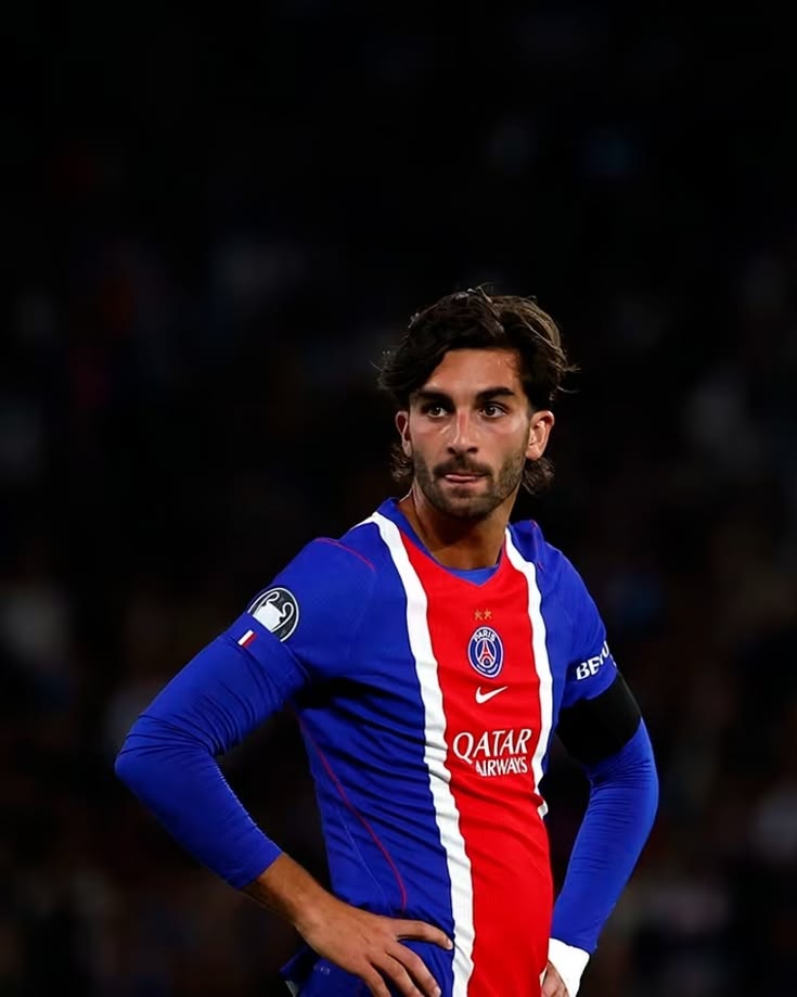 iK1O_'s tweet photo. Ferran Torres #PSG https://t.co/QKc1FKAa9h