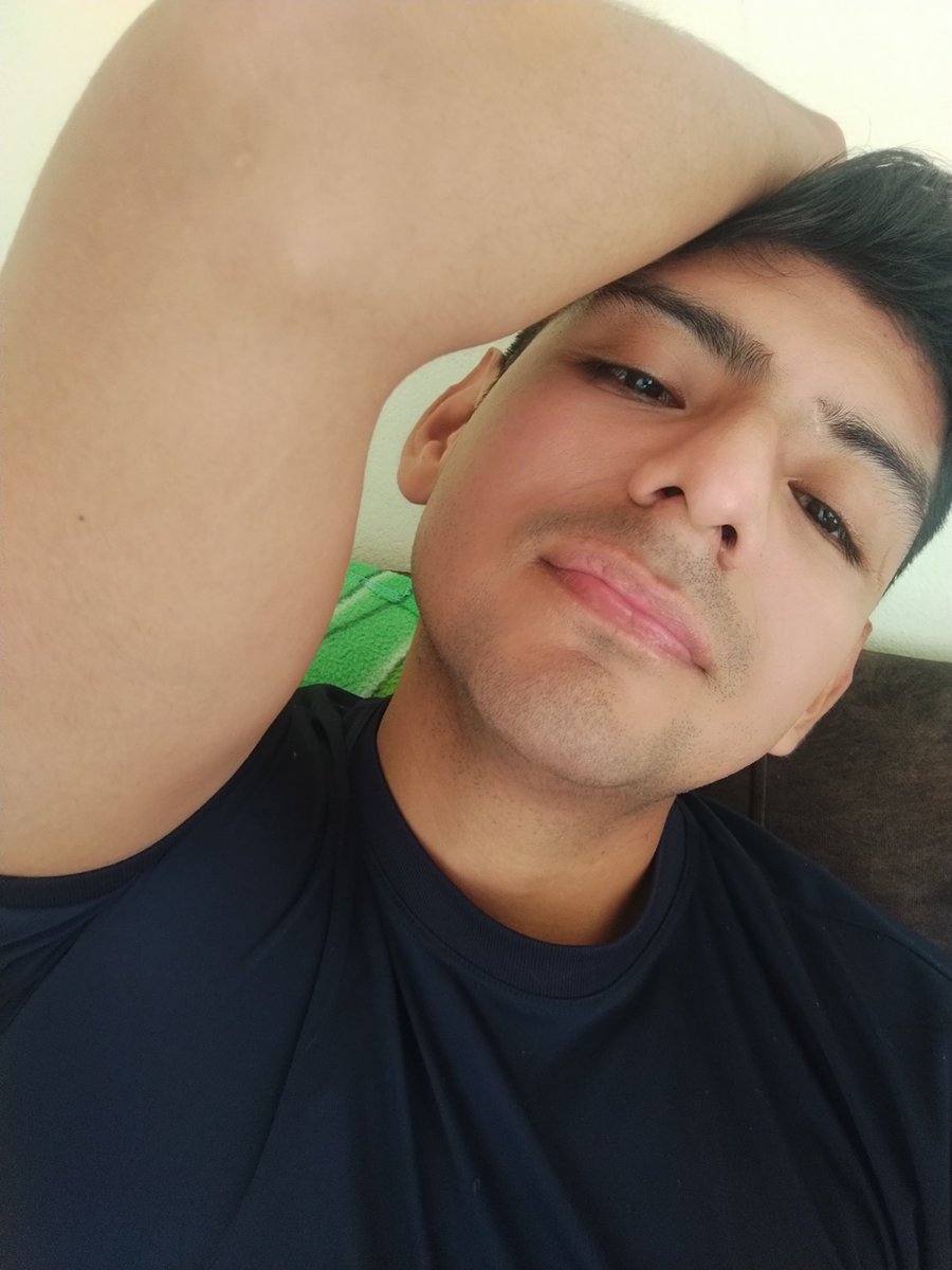 CJ23E's tweet photo. Con o sin barba 😎😎 https://t.co/5M272LsYQz