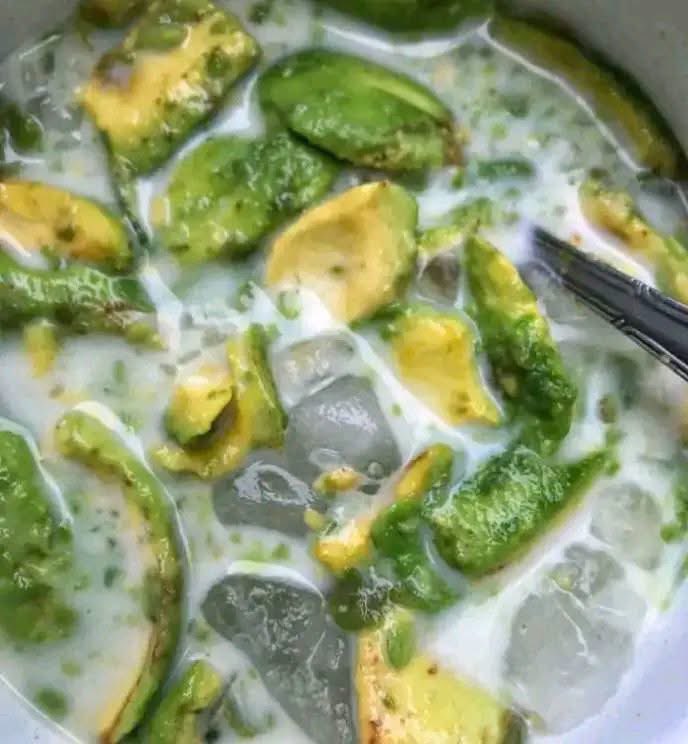 rvinjayx_'s tweet photo. waaAaaAaaah craving avocado with powdered milk. https://t.co/GggQVQB6yT