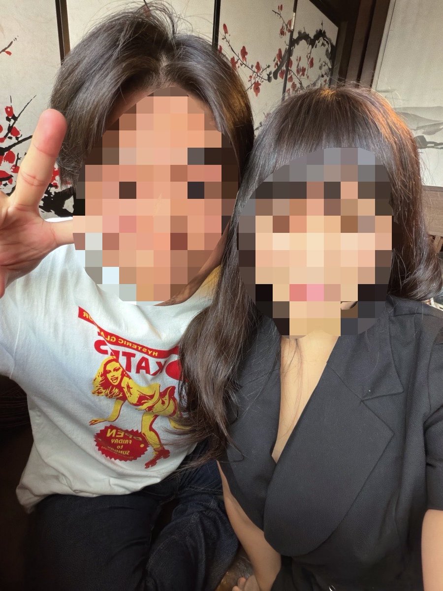 ossssg__'s tweet photo. 昼飲みわーいピースが酔っぱらいすぎる https://t.co/oUAHQU0t21
