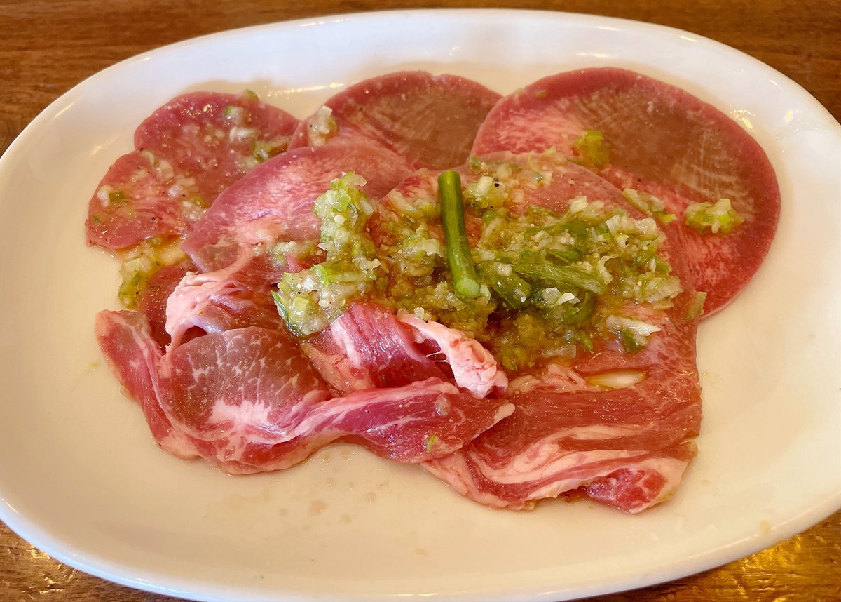 broccolirea's tweet photo. 桜ユッケビビンバァとネギ塩ギュたん https://t.co/QebcflElG4