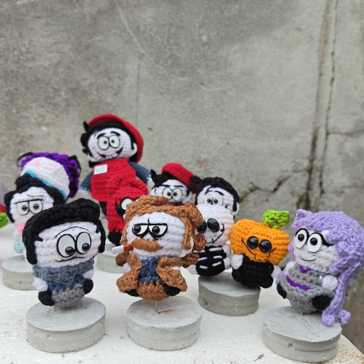 KamonvanC28349's tweet photo. ส่งเมกาครั้งแรกที่งหมดนี้ #SkidAndPump #SpookyMonth #FridayNightFunkin #FNF #CrochetPlush #HandmadePlush https://t.co/uDokmKVilc