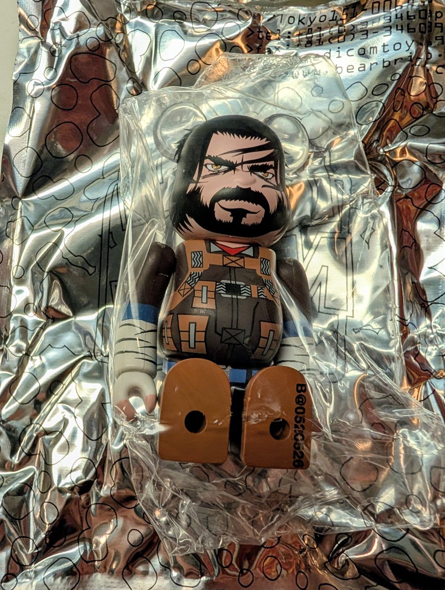 TanHoweQin's tweet photo. #bearbrick series 52 https://t.co/BIoCLozE3n