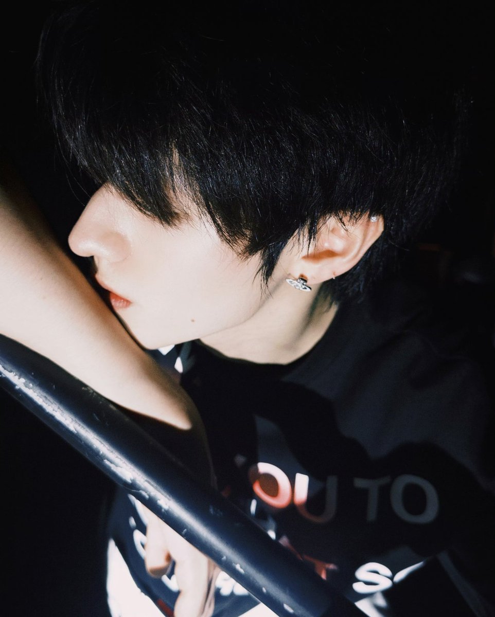 zzzzz0t's tweet photo. 《情哥哥还是亲哥哥》第4章
张极/朱志鑫 梦女po文 密码zjzj

—朱志鑫会调教人似乎是天生的，我被他摸得晕头转向，浑身燥热。嘴巴里只知道瓷声瓷气地叫志鑫哥哥，手再往里一点…
—“哥哥裤子都被你打湿了阿…小猫。给哥哥脱了。”

https://t.co/fNTem849az https://t.co/tJfF1YTkFs
