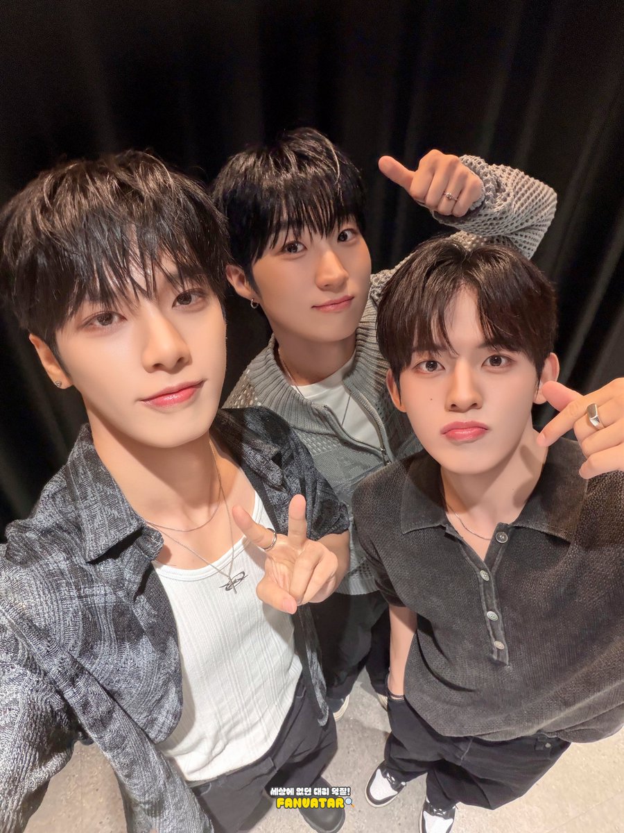 fanvatar_tvlab's tweet photo. ✨ FANVATAR Behind Photo ✨

이번 추석은 인어미닛과 함께🌕
즐거운 한가위 보내세요🧡

@inaminute_offi

#인어미닛 #InAMinute #팬바타 #FANVATAR https://t.co/5ApAnYYZai