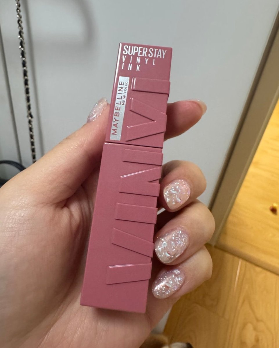 byraa___'s tweet photo. AKHIRNYA NEMU JUGA SHADE PINKISH BROWN YANG SELAMA INI AKU CARI 😭 Warnanya beneran kalem, tapi tetep bikin muka keliatan fresh https://t.co/YLg7Fuli83