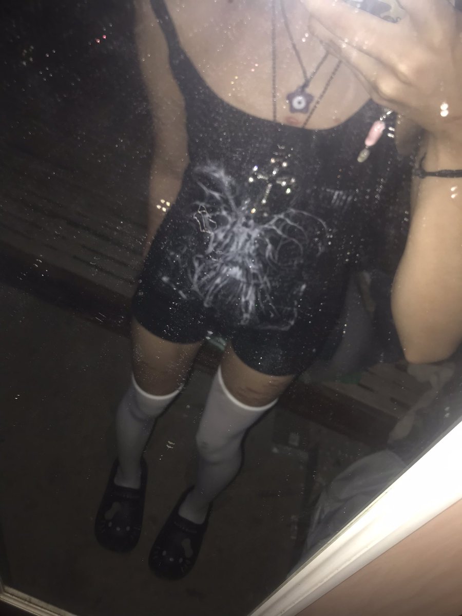 titdayyy's tweet photo. FAKE SCAR ⚠️❗️❗️❗️ https://t.co/pocTufvXrO
