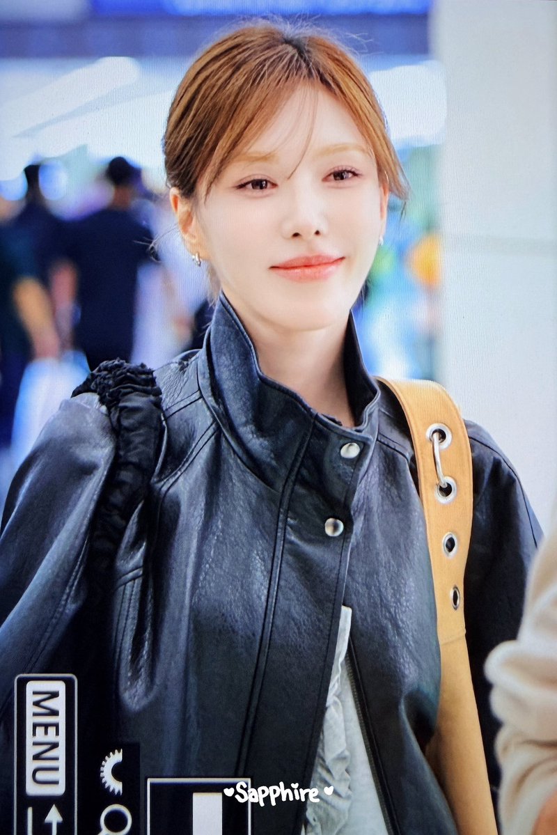 sapphire_0221's tweet photo. 260917 GMP

일 끝나고 휴가 잘 즐겨요~☺️

#웬디 #WENDY https://t.co/iEhrWdmIDj