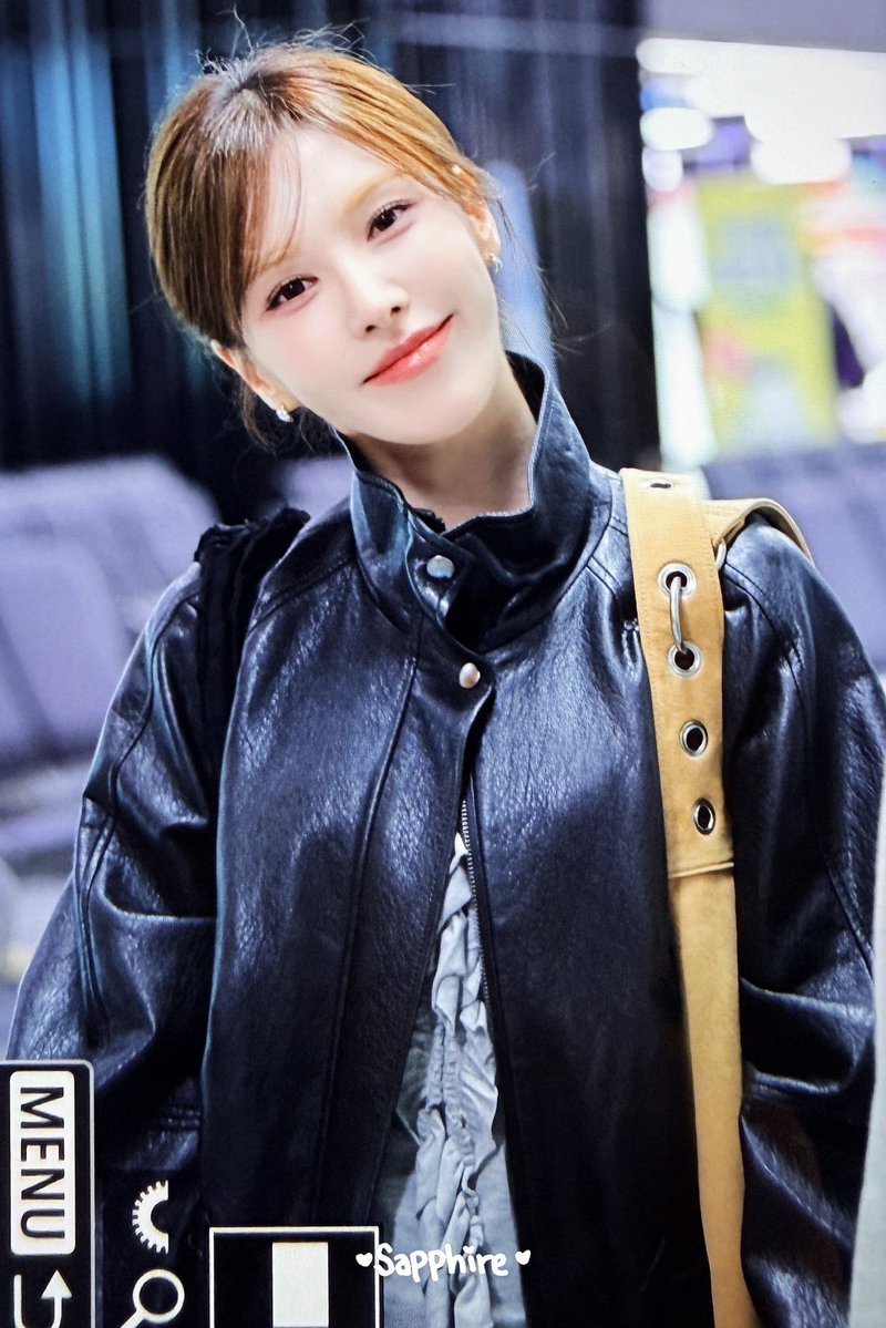 sapphire_0221's tweet photo. 260917 GMP

일 끝나고 휴가 잘 즐겨요~☺️

#웬디 #WENDY https://t.co/iEhrWdmIDj