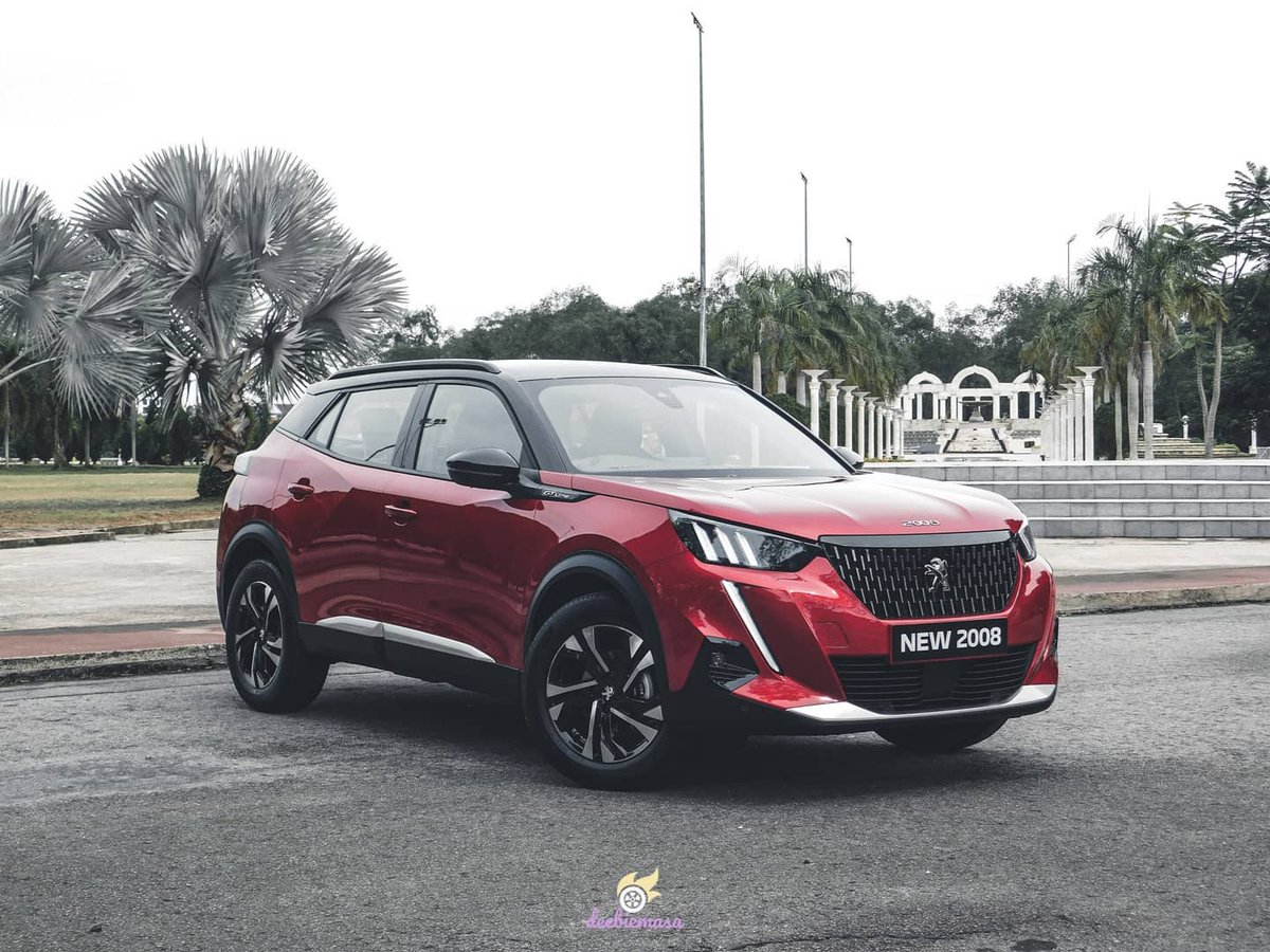 RomeliaLeynes's tweet photo. The 2nd-generation Peugeot 2008 has entered the Brunei market through TCY Motors Sdn Bhd. With advanced technology, a bold “Lion’s Claw” design and a more muscular look, it competes in the subcompact SUV segment. Launch: July 1–3 at Peugeot Kiarong. https://t.co/QG2H7ccYIV