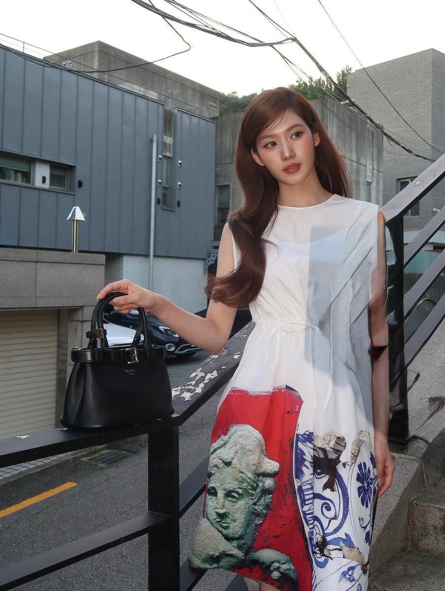 SubjectKpop's tweet photo. Sana's Instagram update

https://t.co/oxPyJASpxZ https://t.co/I8cYPwqZEk