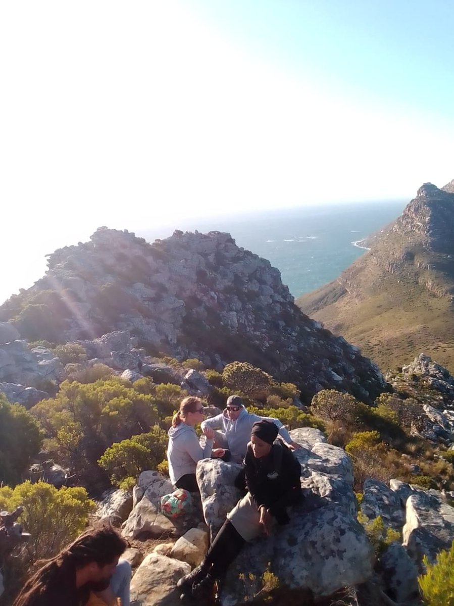 KarbonkelbergT's tweet photo. The Sentinel towering above Hout Bay.
https://t.co/BE6u2Cnd4f
#KarbonkelbergTourism #houtbay #DiscoverHoutBay #IAMCAPETOWN #capetown #lovecapetown #southafrica #shotleft #discoverctwc #TravelMassiveCT #TravelMassive #TravelChatSA #nowherebetter https://t.co/W8Ah9jISjx