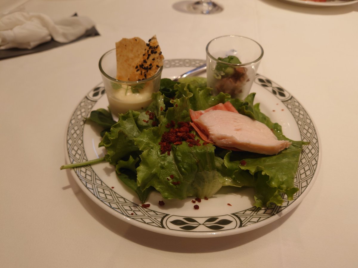 tako_1024's tweet photo. 300gの肉食った。美味かった。 https://t.co/QgkkUgDP5Z