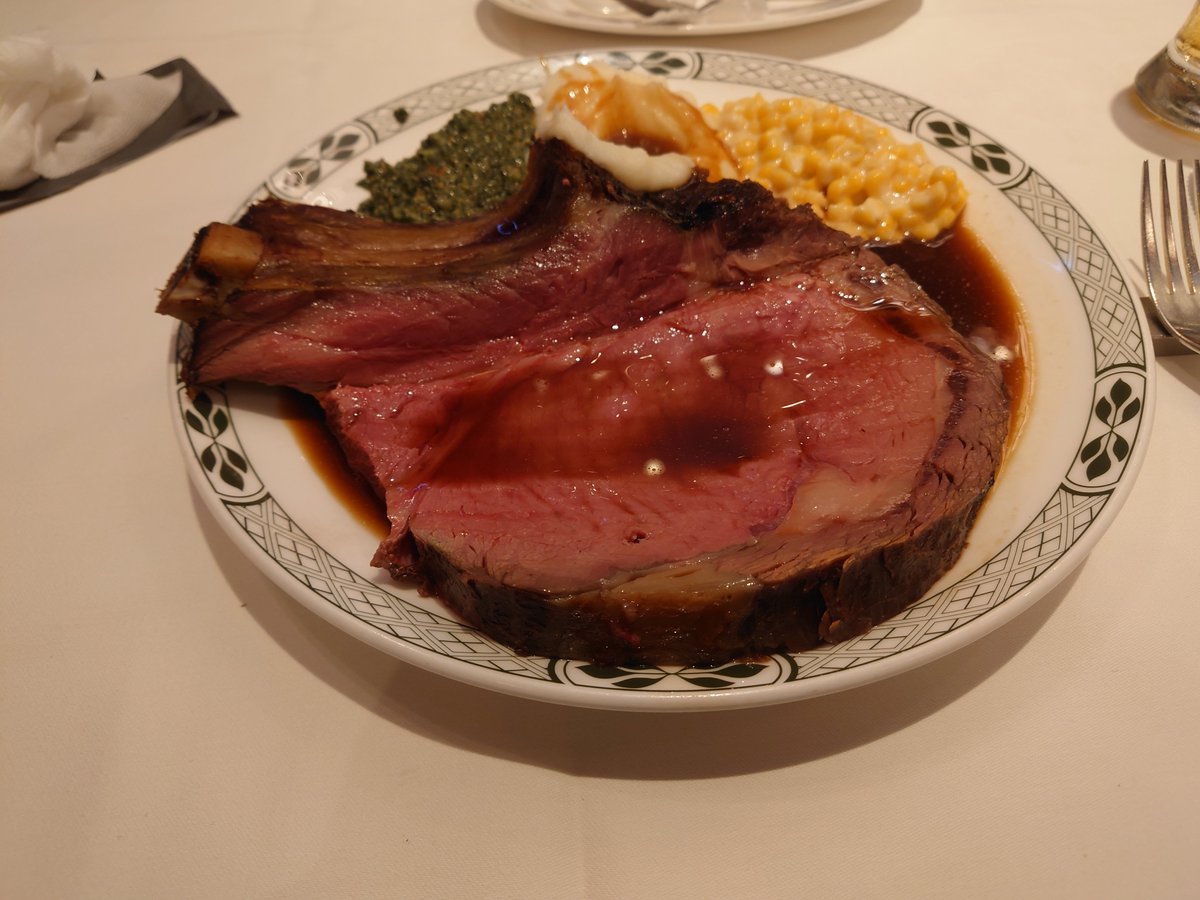 tako_1024's tweet photo. 300gの肉食った。美味かった。 https://t.co/QgkkUgDP5Z