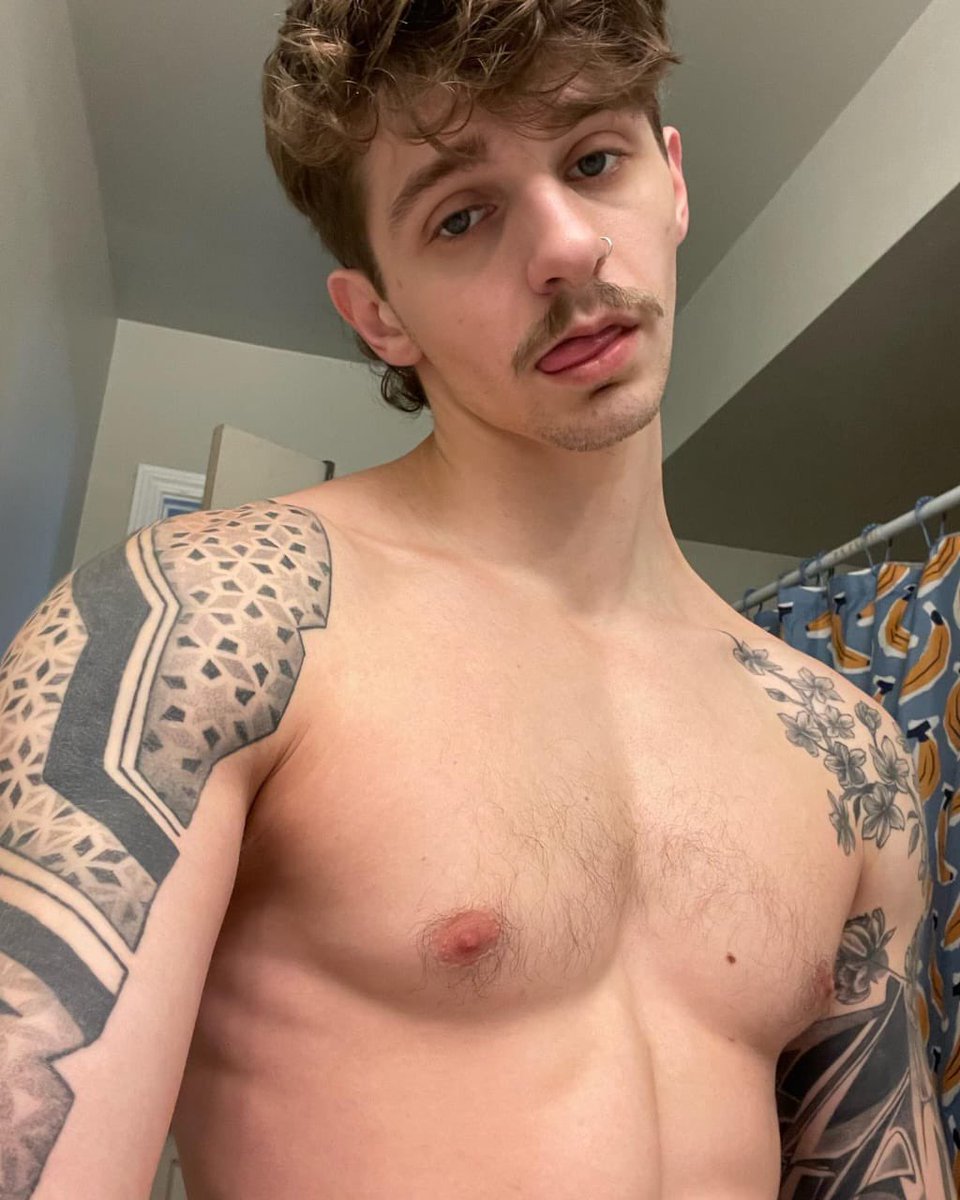 talktotom1606's tweet photo. I’m not competing for attention. I know exactly what I bring to the table—and I expect you to know it too.

#Findom #MaleFindom #Dom #XDom #gay https://t.co/4s0nKMUTvr