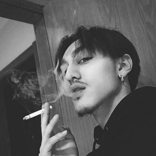 YennParti's tweet photo. 🧢 💎 If procrastination was an Olympic sport, I d be going for gold right now because this to do list is staring me down like a defeated opponent. https://t.co/iLqI2b3B1Q