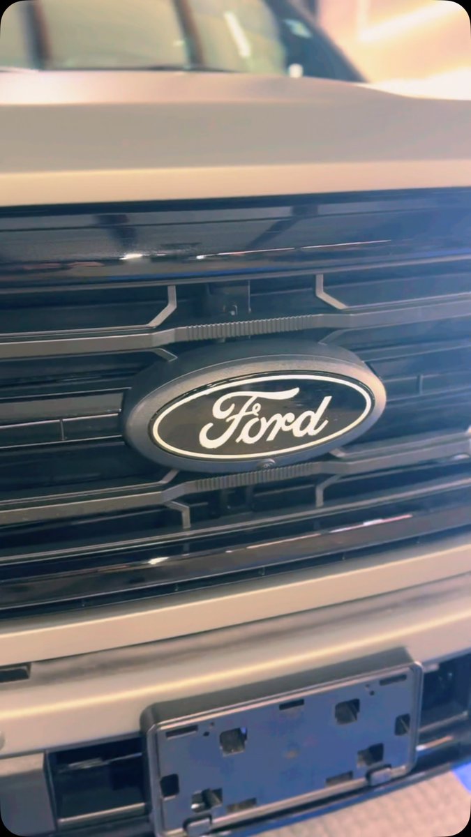 IvyNylin's tweet photo. 2024 Ford F-150 XLT 
Full wrap in Matte Metallic Anthracite by Avery Dennison 
Front window tint to match https://t.co/ZUkTDTvdX8