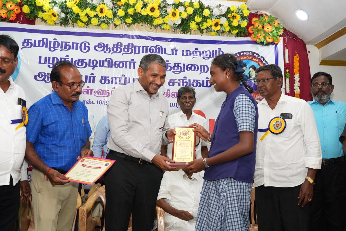 OffVanniArasu tweet picture