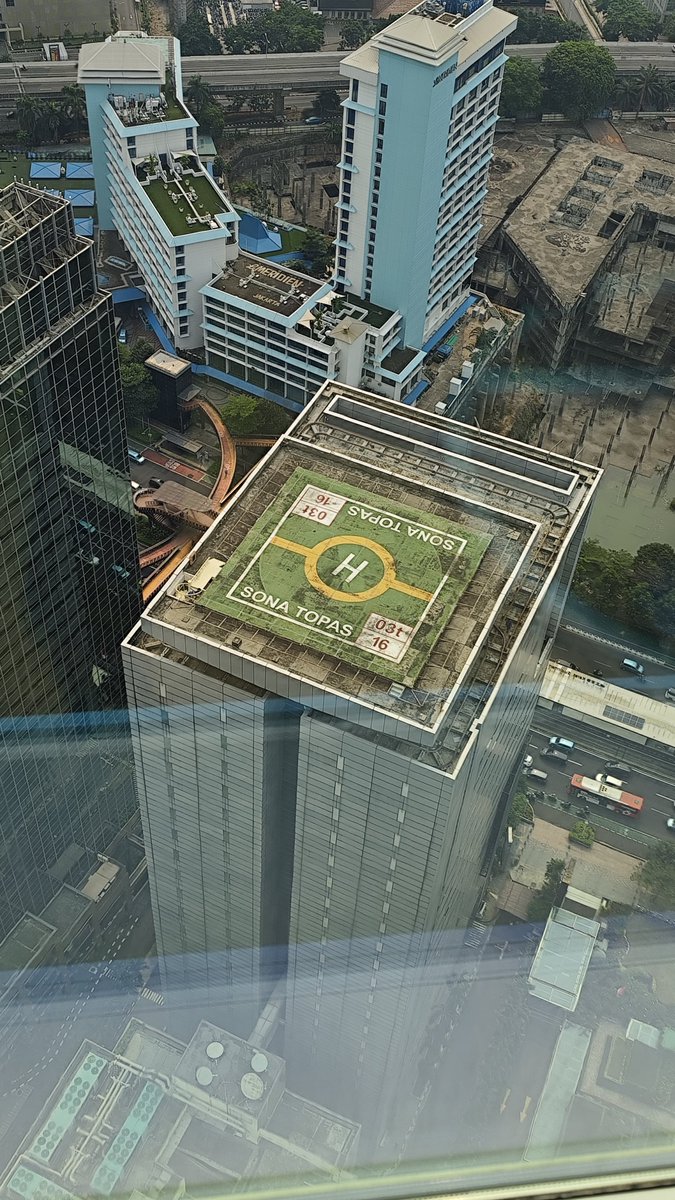 bastian9090's tweet photo. Aaa tidakkkkk foto terakhir dikantor......  Mau jadi apa aku ini.... https://t.co/ocZAbRNcBc